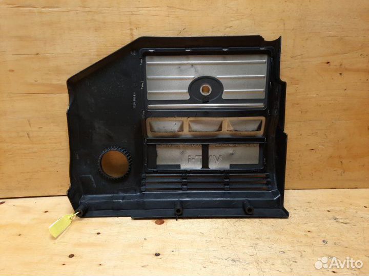 Крышка на двигатель декоративная Toyota Alphard