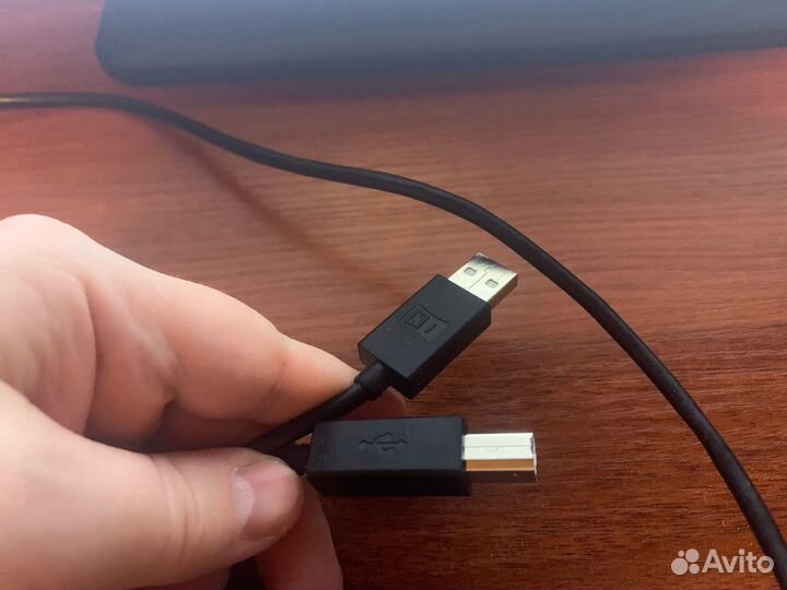 Звуковая карта Native Instruments Komplete Audio 1