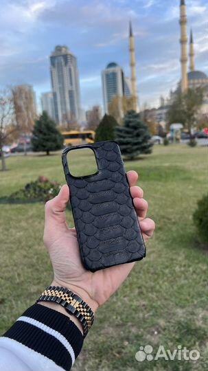 Чехлы из питона на iPhone 15 pro max