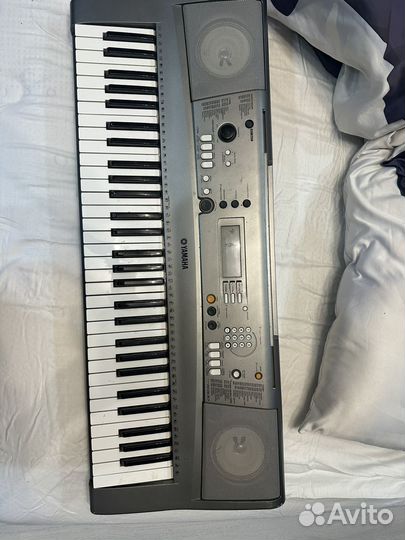 Синтезатор yamaha psr r300
