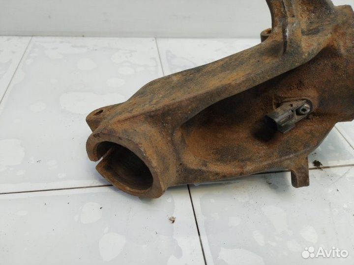 Кулак поворотный передний левый Ford Focus 3 iqdb