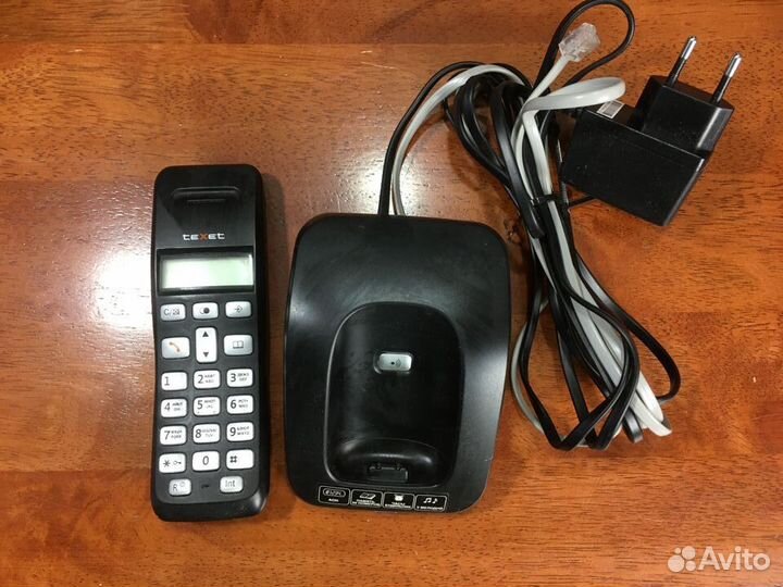 Мобильный телефон