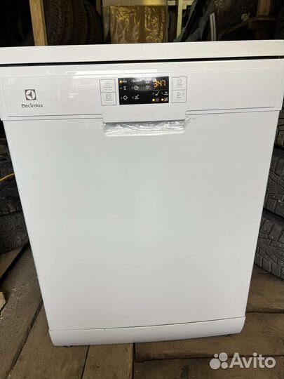 Новая Посудомоечная машина Electrolux 60см