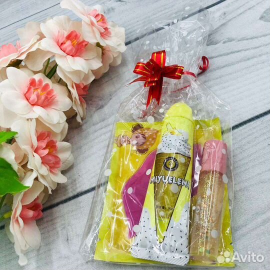 Подарочный набор косметики