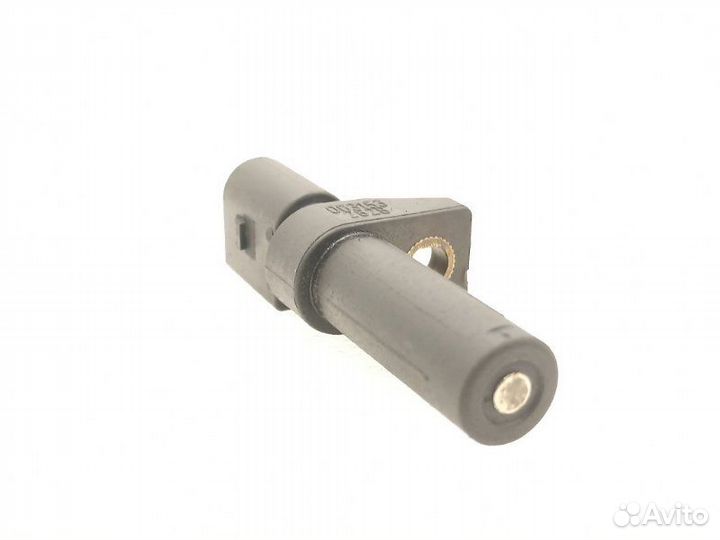 Датчик положения коленвала Mercedes-Benz C-Class