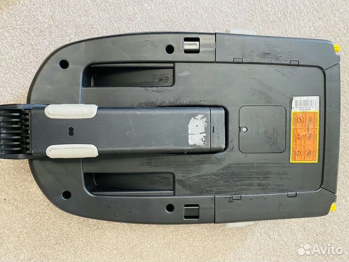 Автолюлька Maxi-Cosi с базой isofix