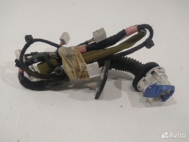 Проводка двери передняя левая Mazda 3 BL 2009-2013