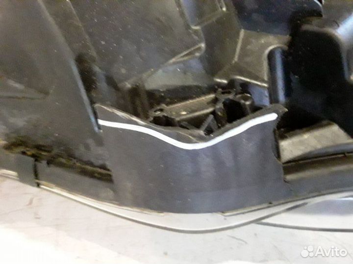 Фара с дефектом передняя левая Renault Arkana 2019
