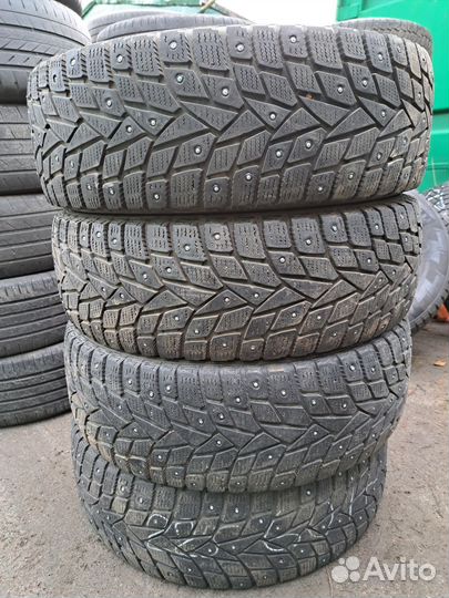 Dunlop Grandtrek Ice 02 225/60 R17