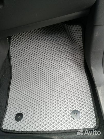 EVA автоковры 3Д с бортиками (HSV)