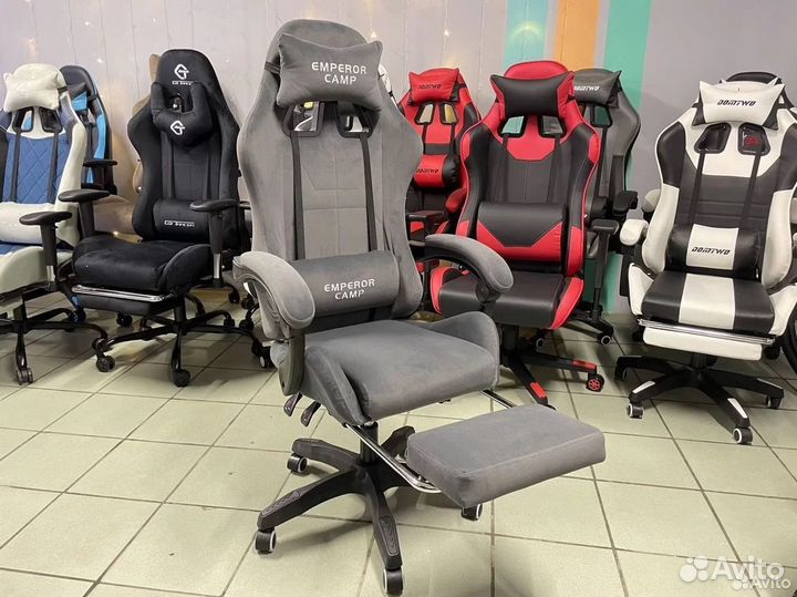 Компьютерное офисное кресло с массажем (новые)