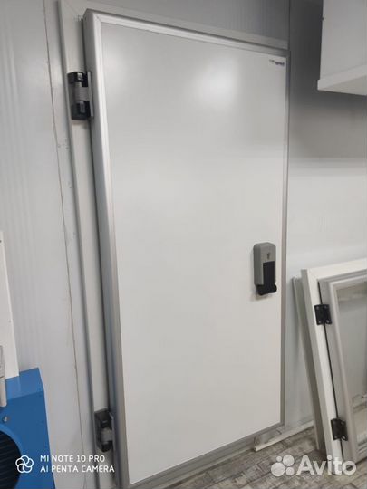 Холодильная дверь -18.-22 Frigotech