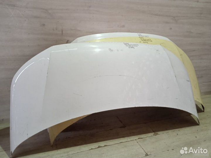 Капот Volkswagen
