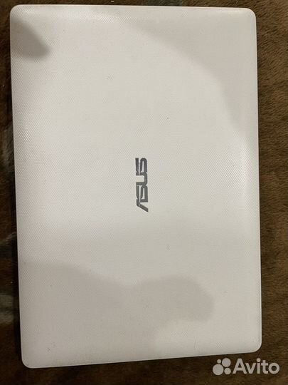 Компьютер Нетбук