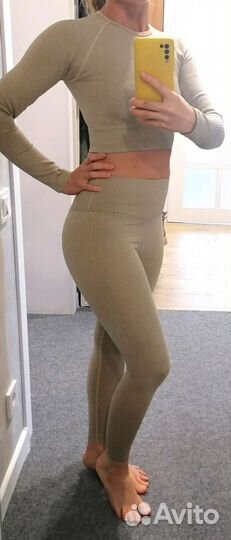 Костюм для йоги и фитнеса