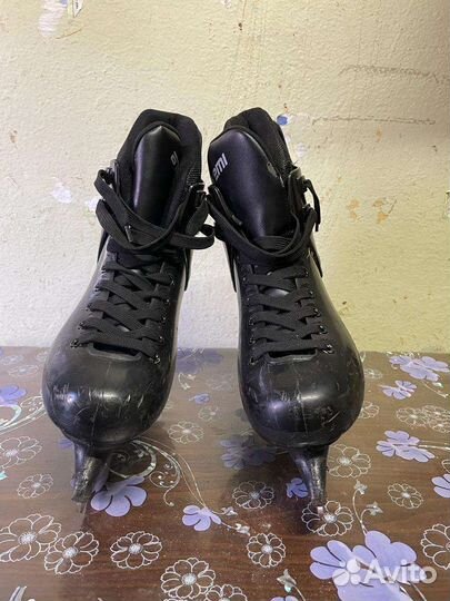 Коньки хоккейные 40-41размер