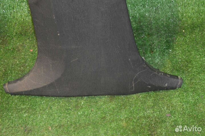 Обшивка стойки mitsubishi Carisma