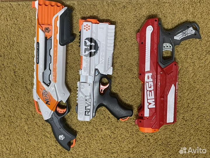 Бластеры Nerf разные с пульками и обвесами