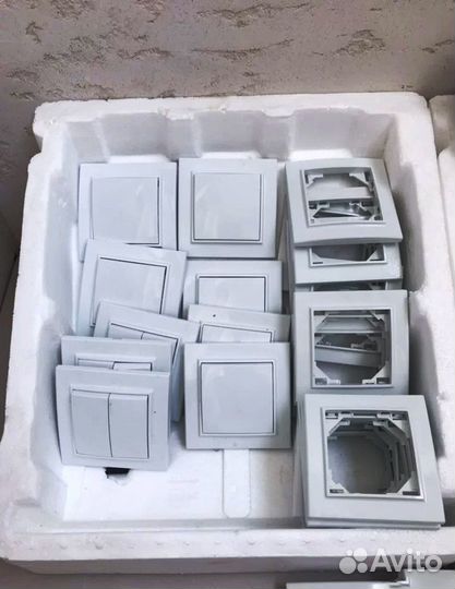 Розетки и выключатели EKF