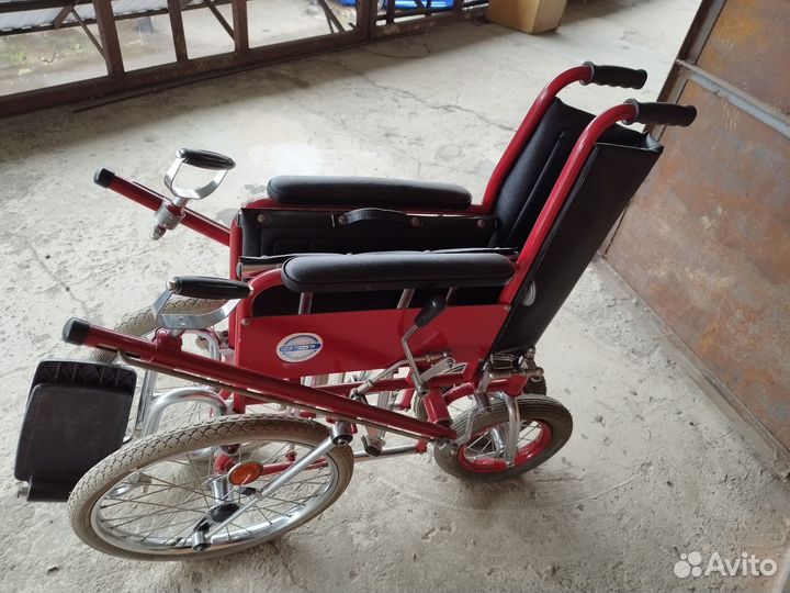 Коляска инвалидная Ставра 407, ширина сиденья 46