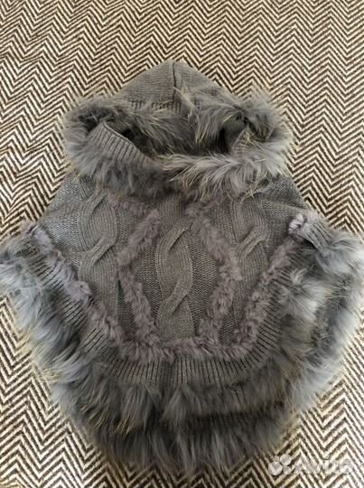 Пончо вязаное с мехом