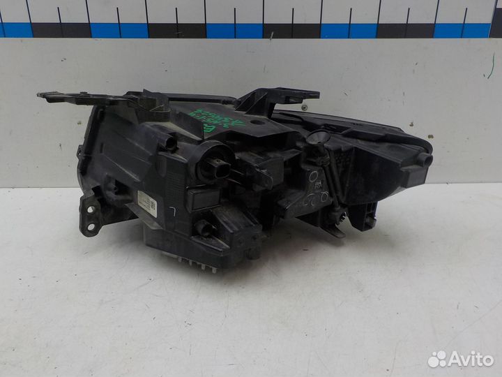 Фара правая Cadillac Escalade