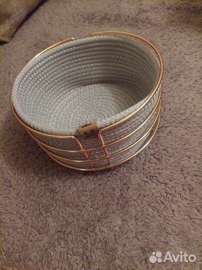 Хлебница металлическая с текстильной корзинкой