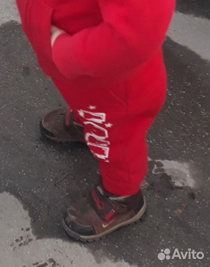 Кроссовки Nike