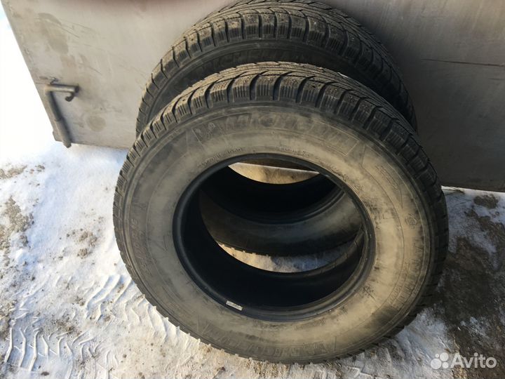 Michelin Latitude X-Ice North 235/70 R16