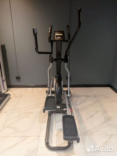 Эллиптический тренажер Proxima Enima II iPRO