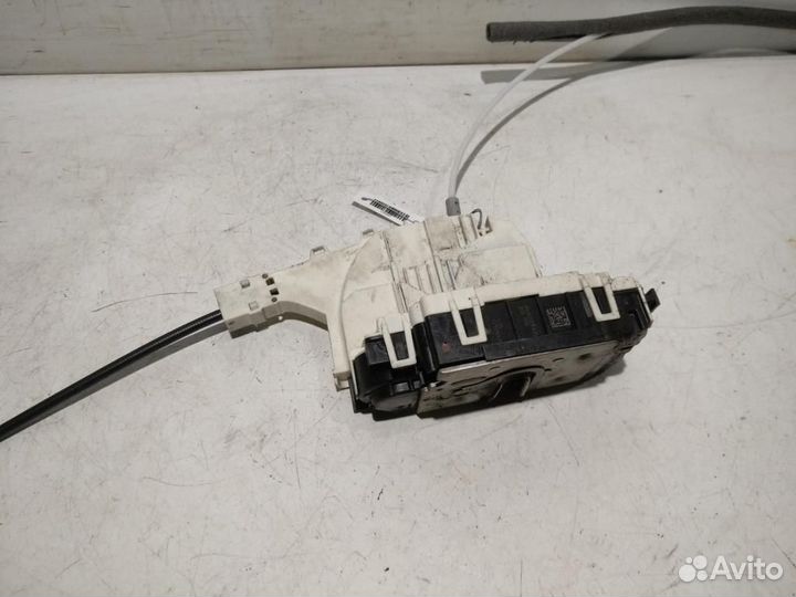 Замок двери передней левой Mercedes-Benz Sprinter