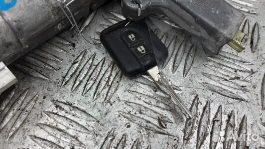 Замок зажигания nissan navara D40 (8UK02J101)