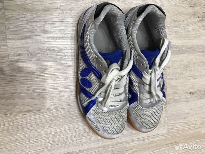 Кроссовки для настольного тенниса