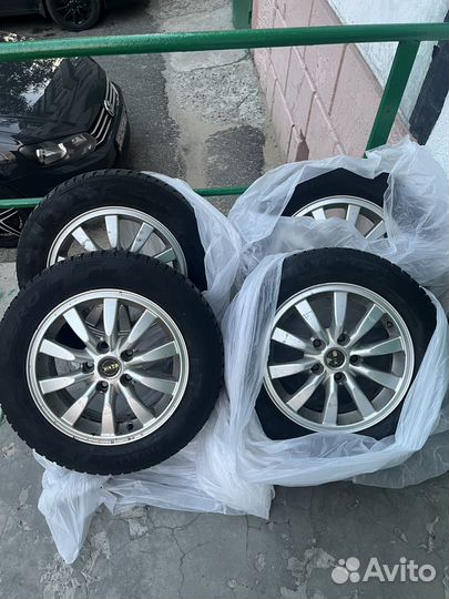 Комплект колес на дисках 185/65 R15