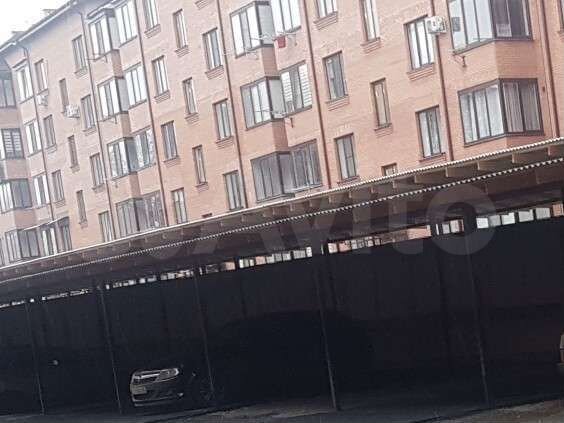 Машиноместо, 16 м²