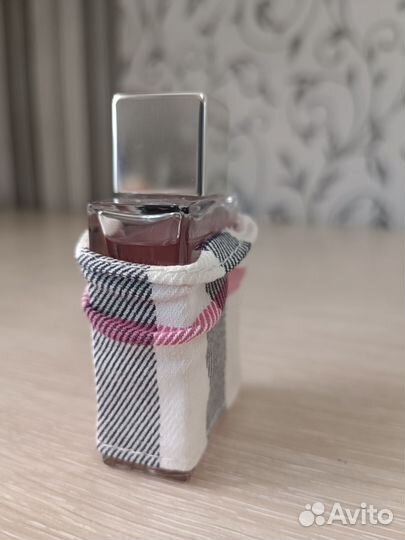 Парфюмерная вода женская