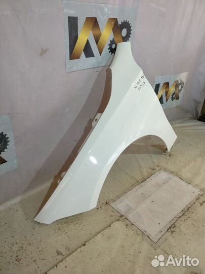 Mercedes W177 Крыло Левое 17325