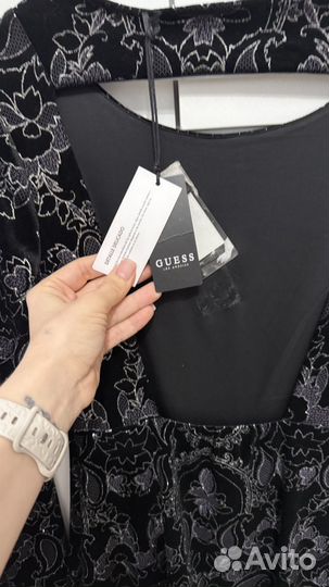 Платье guess