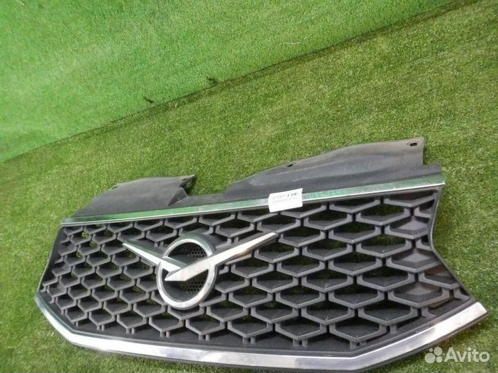 Решетка радиатора UAZ Patriot (2016-н.в.)