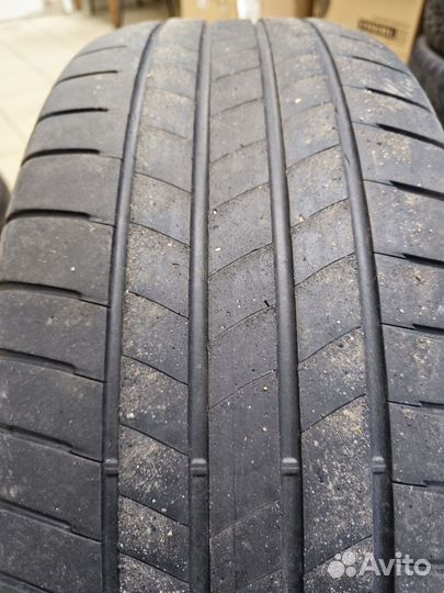 Bridgestone Turanza T005 215/60 R16 95V