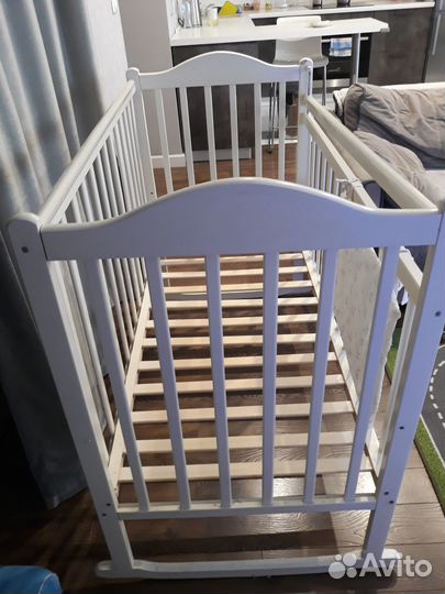 Детская кроватка качалка с матрасом