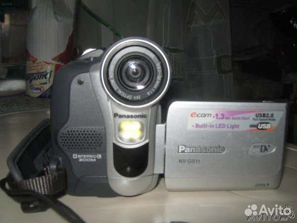 Цифровая видеокамера Panasonic NV-GS11GC-S