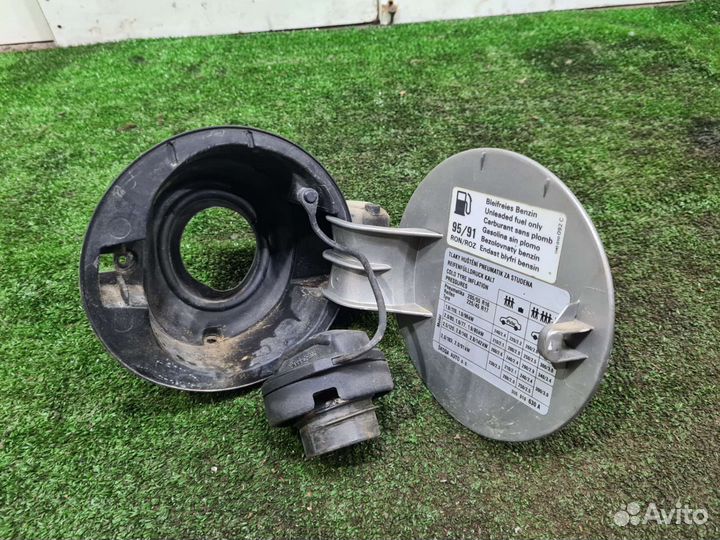 Лючёк бензобака Passat B5+ Superb 1