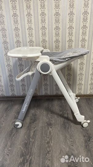 Детский стульчик для кормления berny