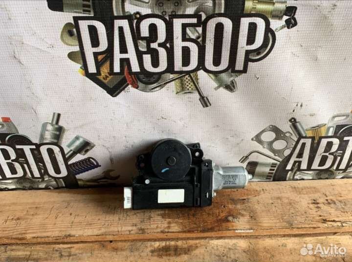 Сузуки Гранд Витара 2.0 моторчик люка