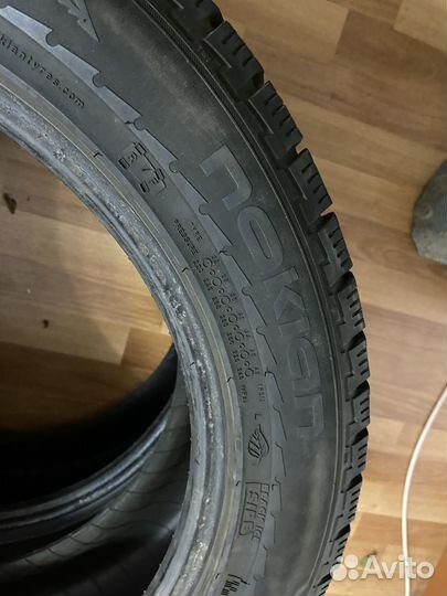 Nokian Tyres Hakkapeliitta R 225/55 R18 102R