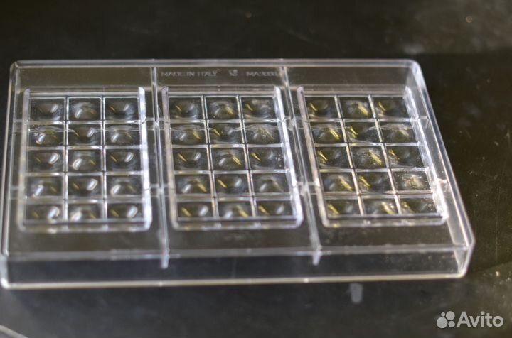 Поликарбонатная форма для шоколада