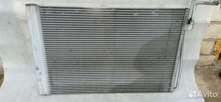 Радиатор кондиционера рест BMW e60 бмв е60 с Япони