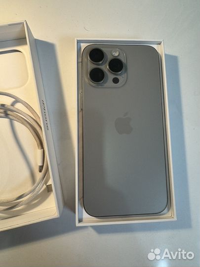 iPhone 15 Pro Max, 256 ГБ