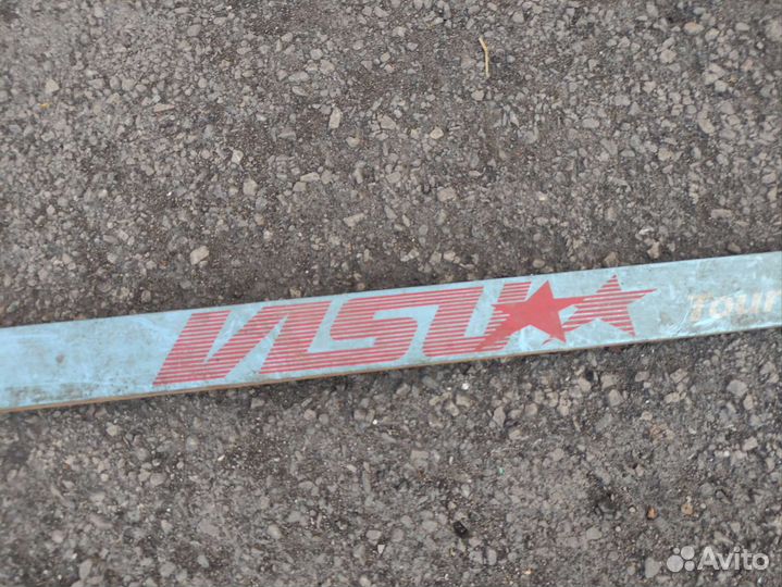 Спортивные пластиковые лыжи беговые